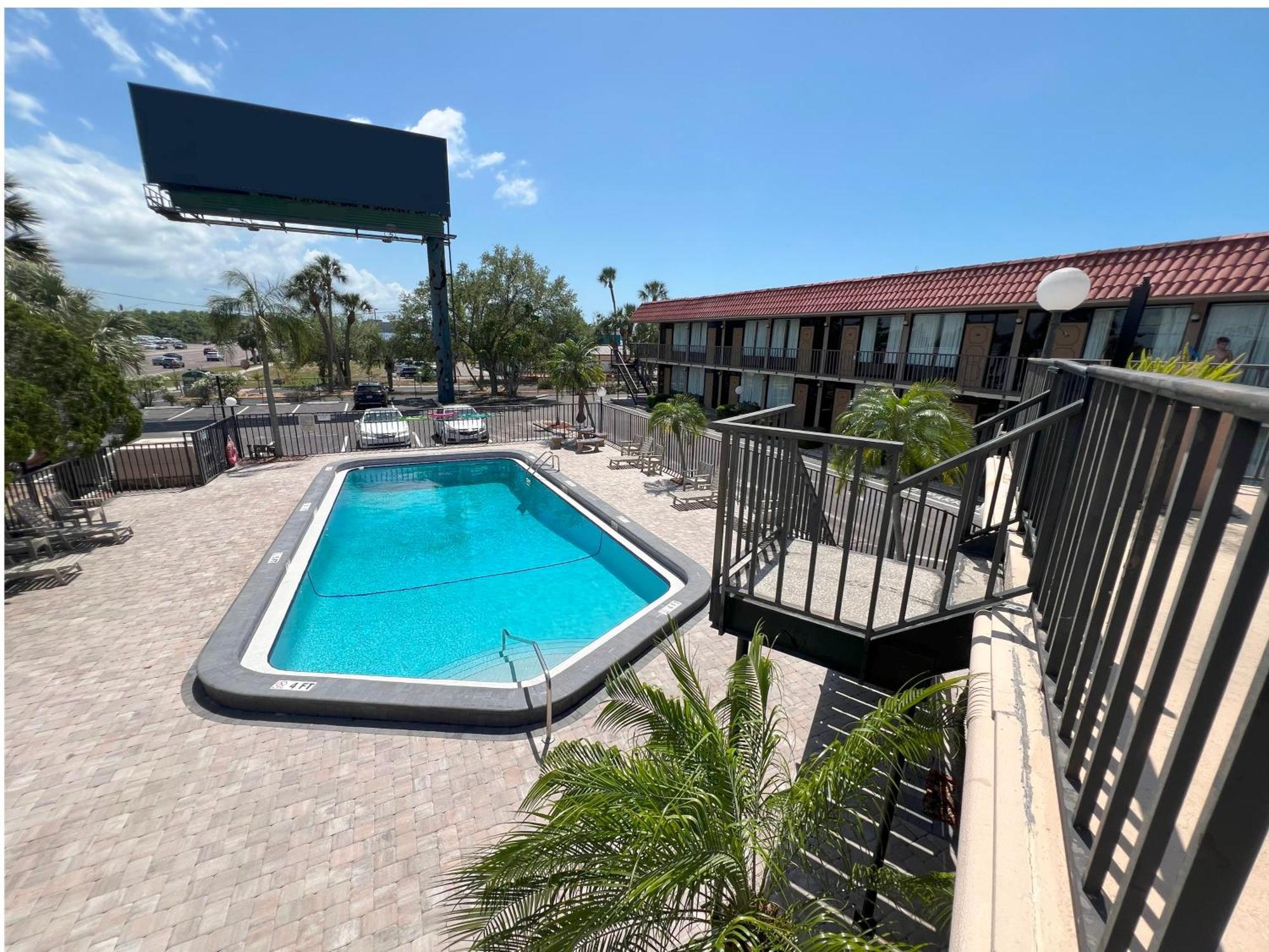 Tarpon Shores Inn Tarpon Springs Exterior foto